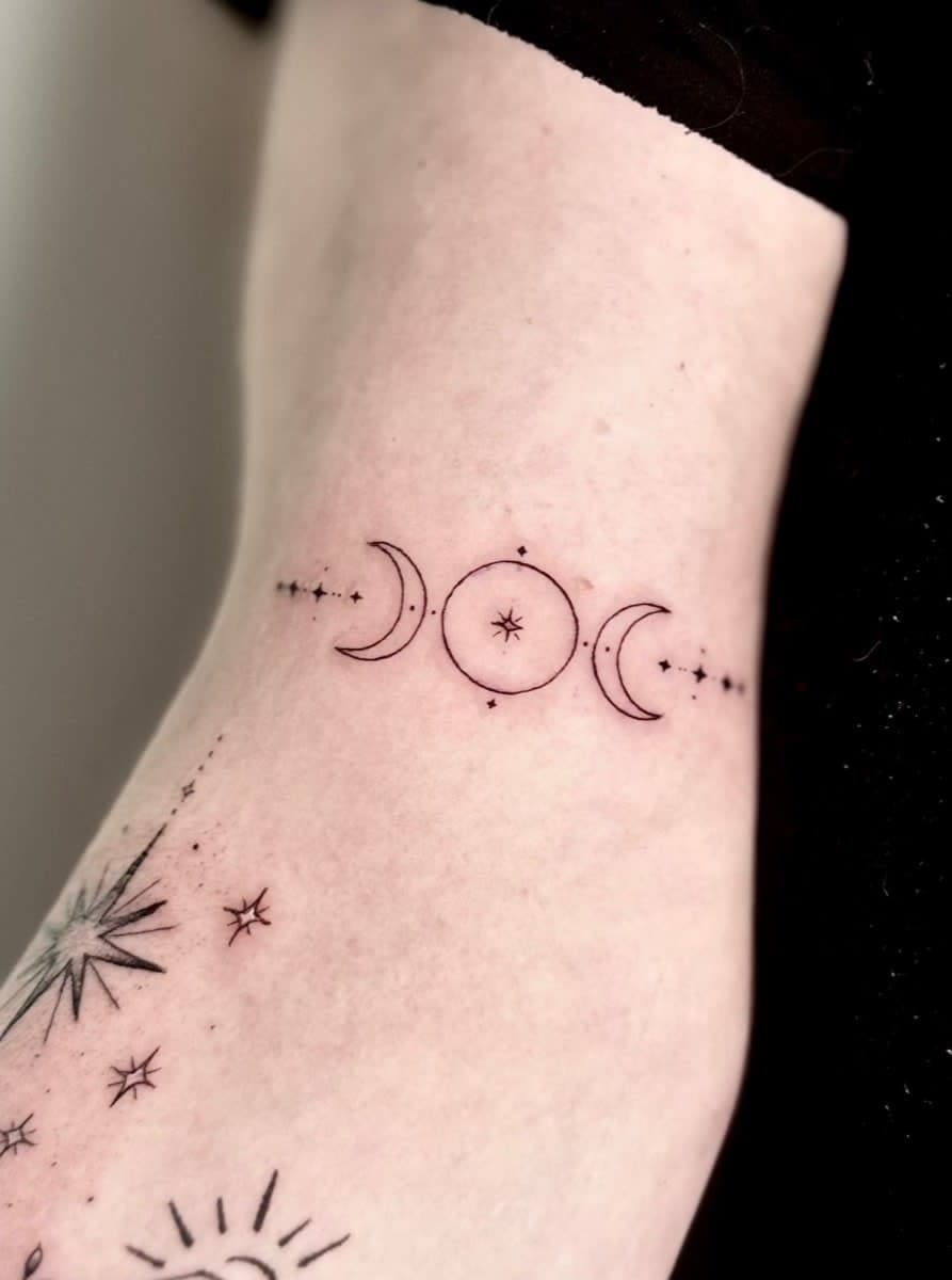 Fine Line Tattoos